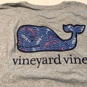 Vineyard vines T